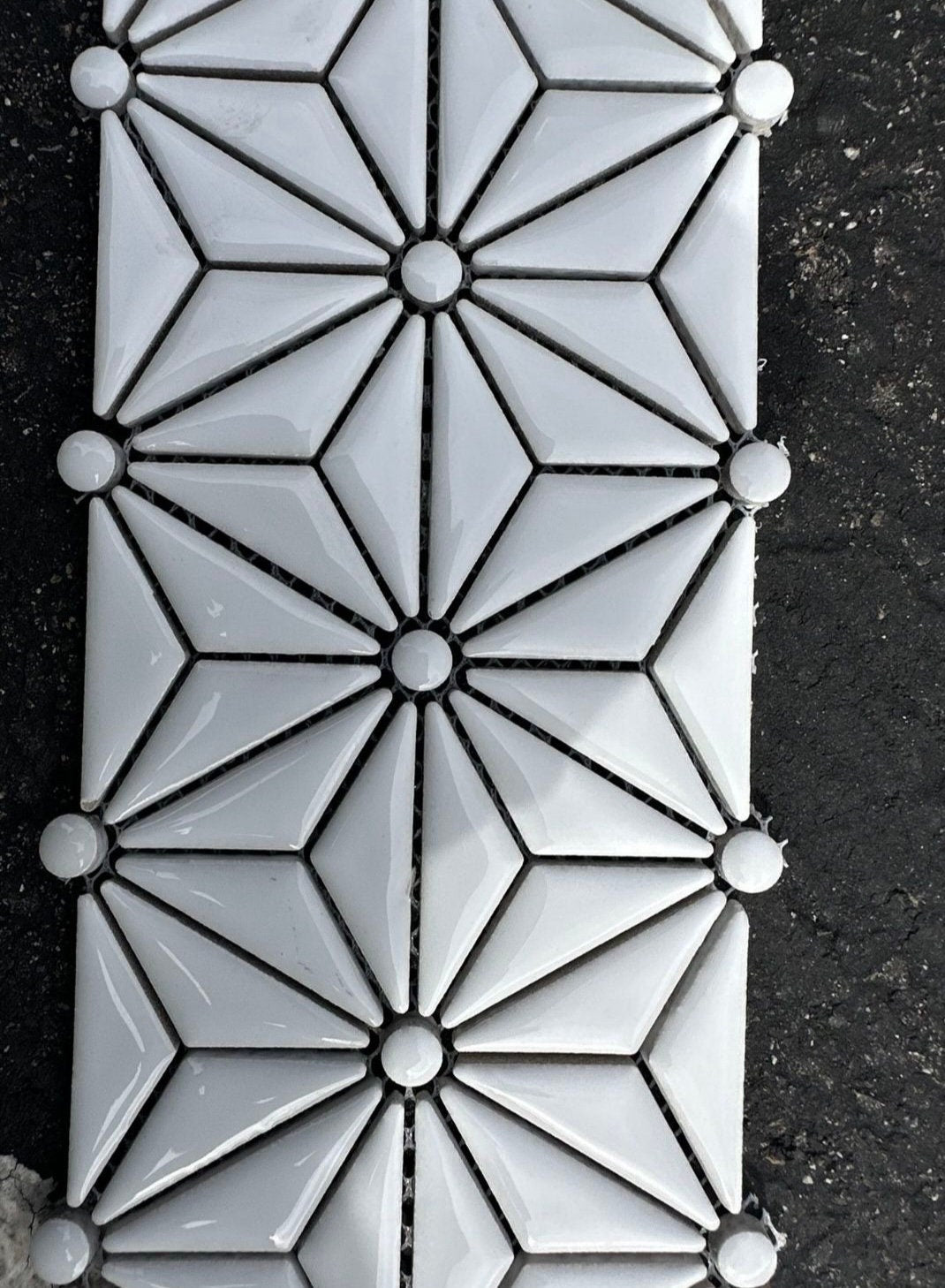 White Porcelain Tile Mosaic