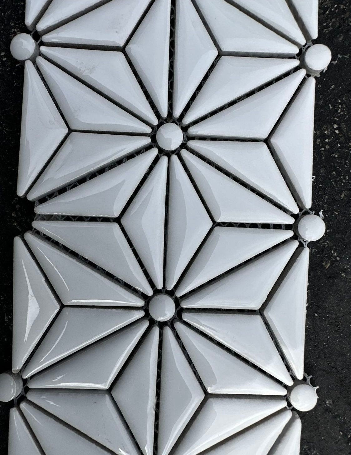 White Porcelain Tile Mosaic