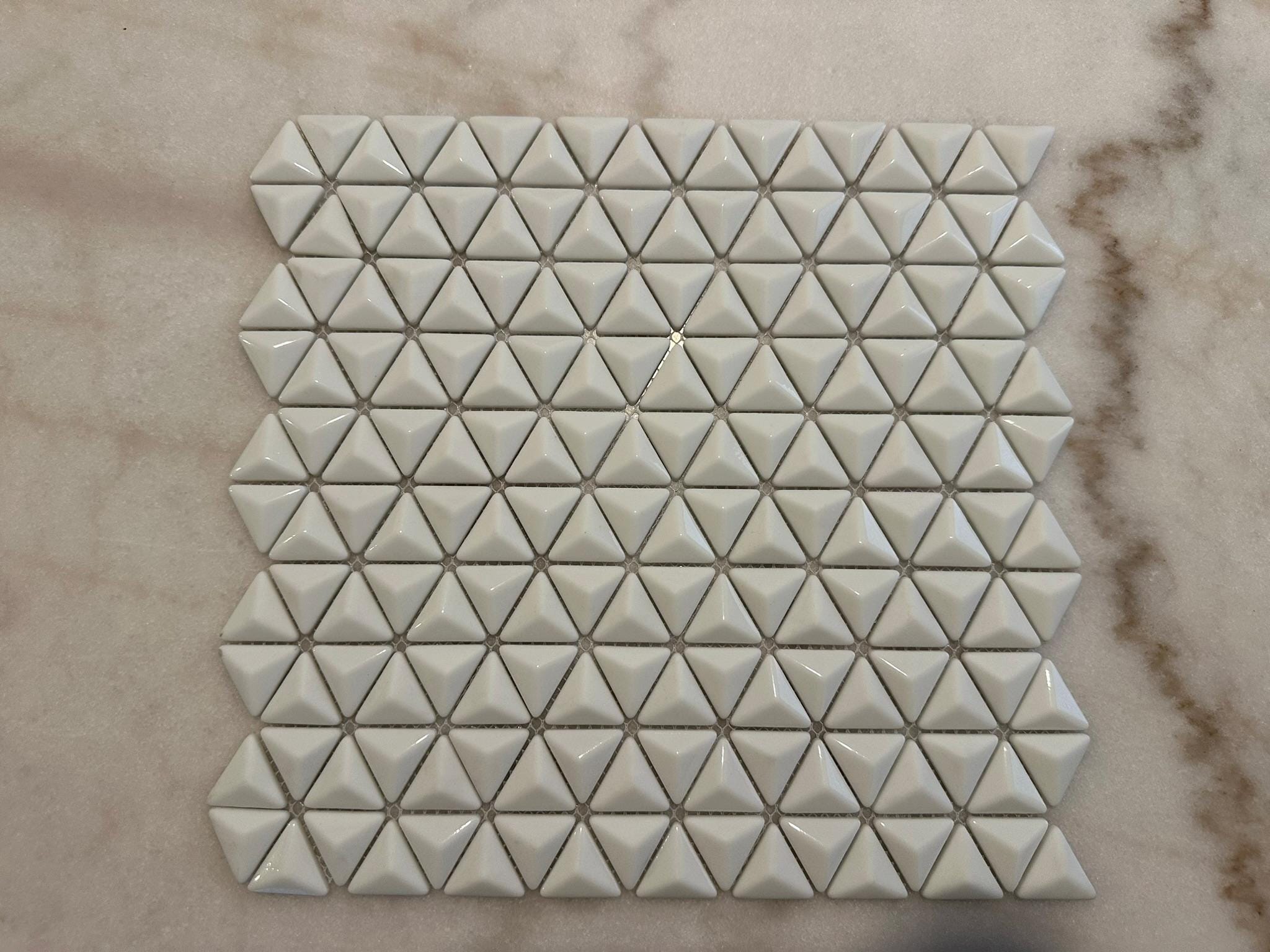 3D White Triangle Matte and Glossy Mixed Mosaic Glass